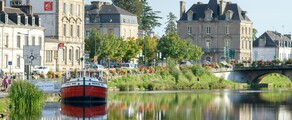 Private plane and helicopter charter in Pontivy