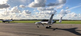 Private plane and helicopter rental in Arendal Gullknapp