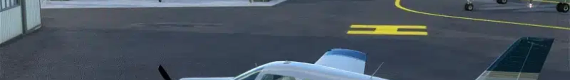 Private plane and helicopter rental in Sturgate