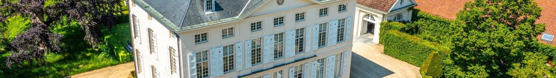 Private jet charter and helicopter to Zoersel