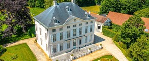 Private jet charter and helicopter to Zoersel