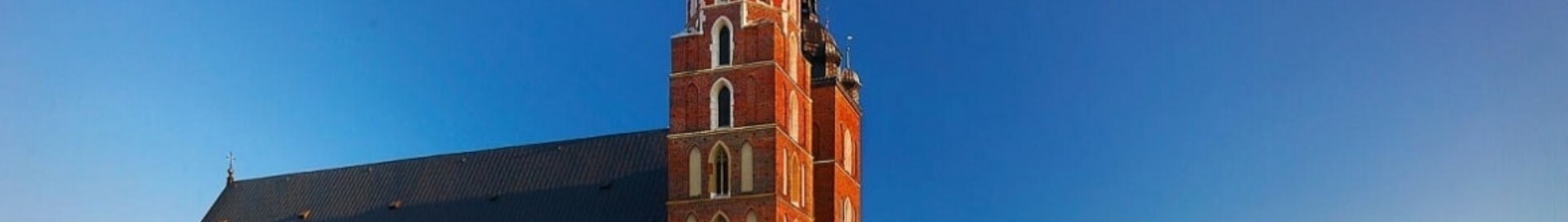 Cracow John Paul II : private jet rental 