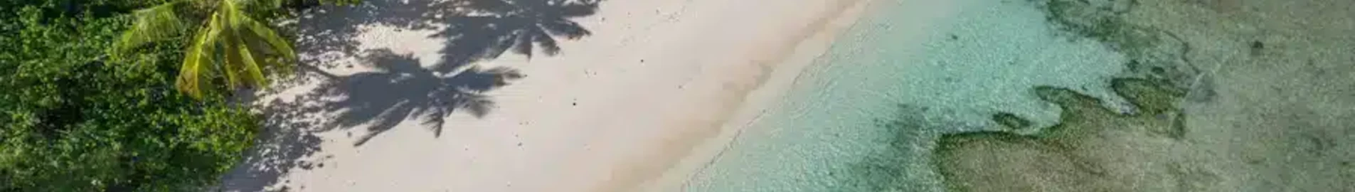 Private plane and helicopter rental in Desroches