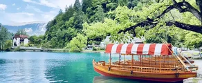 Private plane and helicopter rental in Lesce Bled