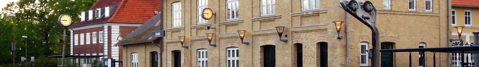 Private plane and helicopter rental in Sindal