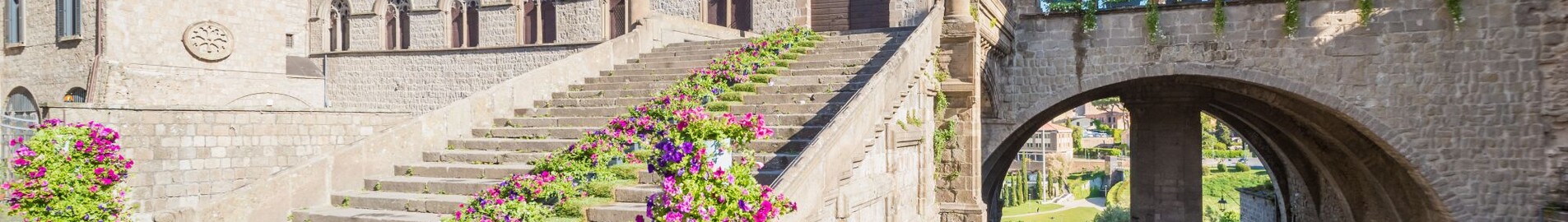 Private plane and helicopter rental in Viterbo