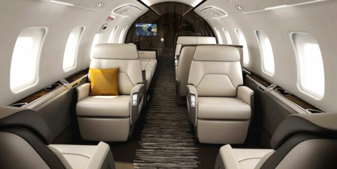 Private jet charter Challenger 650