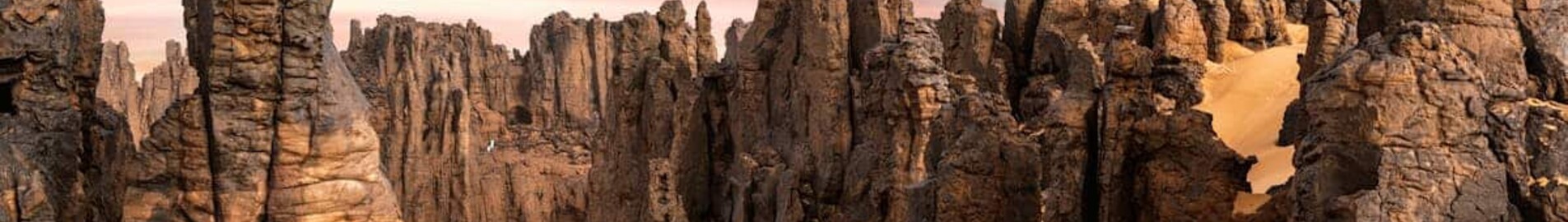 Private plane and helicopter rental in Sidi Bel Abbes