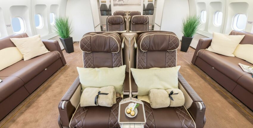 Location jet privé - Luxueuse cabine AIRBUS A340.