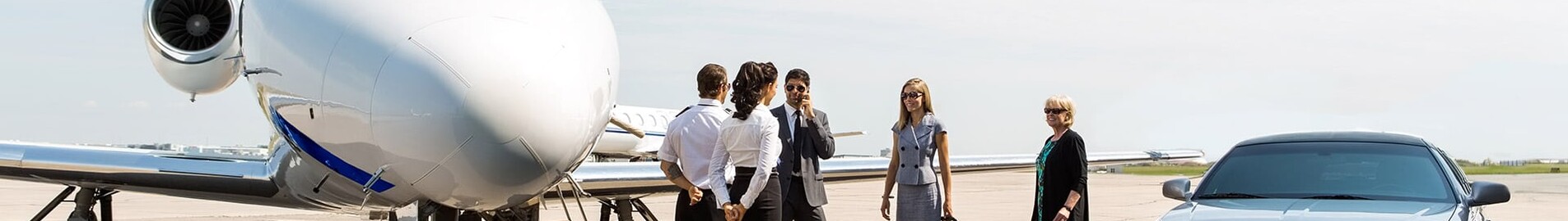 How does AEROAFFAIRES manage AOG?