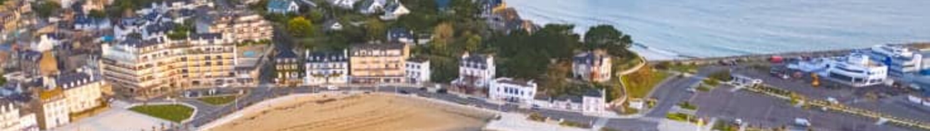 Private jet and helicopter rental in Saint-Brieuc Armor