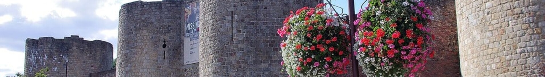 Private jet rental at Péronne - Saint-Quentin airfield