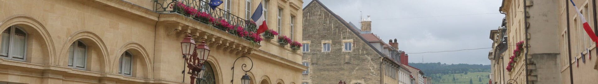 Private jet rental in Pontarlier 