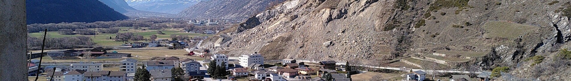 Private jet rental in Raron 