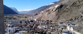 Private jet rental in Raron 
