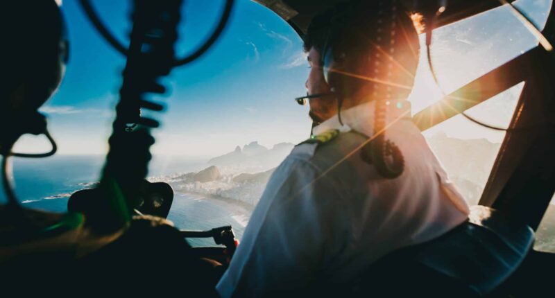 All about the helicopter pilot job