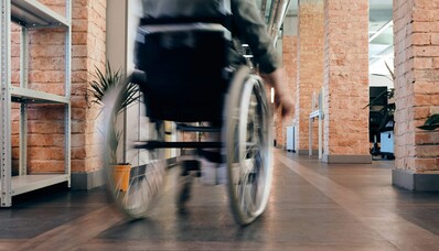 Accessibility for people with reduced mobility in private jets