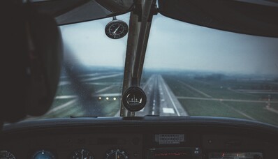 Countries without airports : does it exist ?