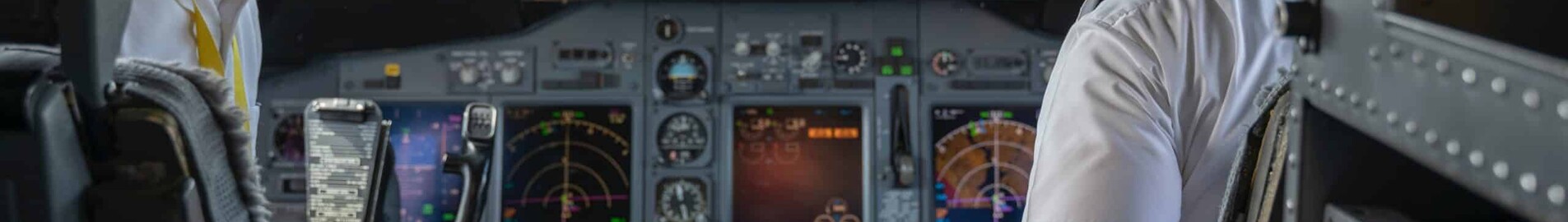 The crew: how many people are needed on board a private jet?