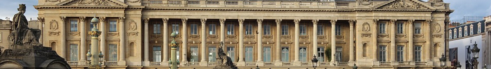 Luxury hotel in Paris: at the Hotel de Crillon, experience luxury and elegance in the heart of Paris