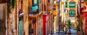 Saint-Tropez - Valetta : private jet rental
