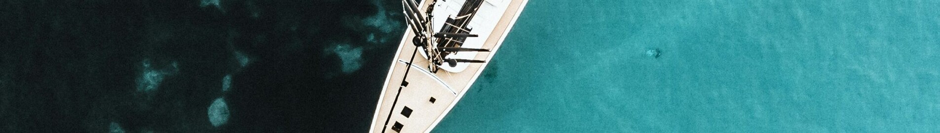 Saint-Moritz - Ibiza: private jet hire