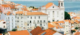 Private jet hire in Paris Lisbon
