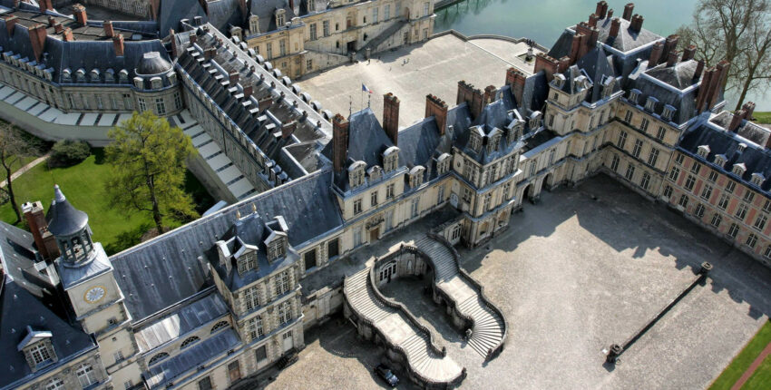 chateau de fontainebleau en helicoptere