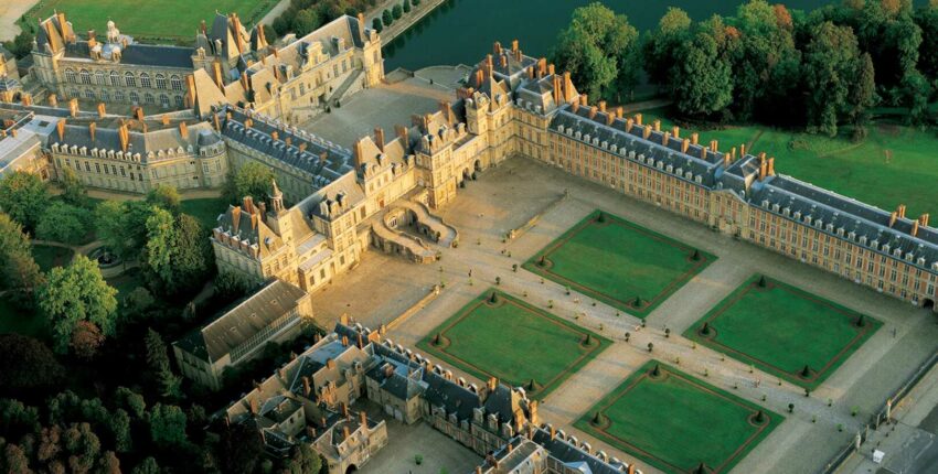 vue helicoptere chateau de fontainebleau