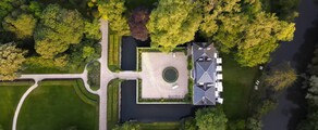 Domaine de Primard: helicopter experience