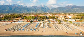 Elba Island: helicopter transfer