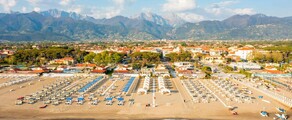 Forte dei Marmi: Helicopter Transfer