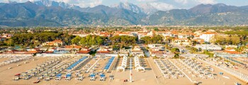 Forte dei Marmi: Helicopter Transfer