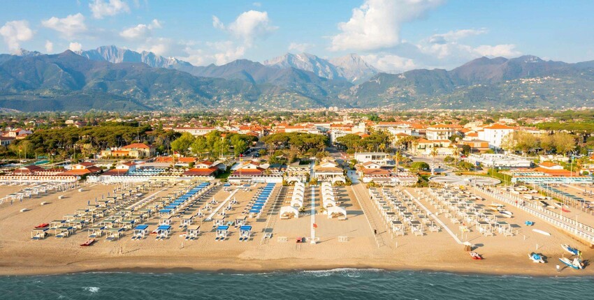 Forte dei Marmi: Helicopter Transfer