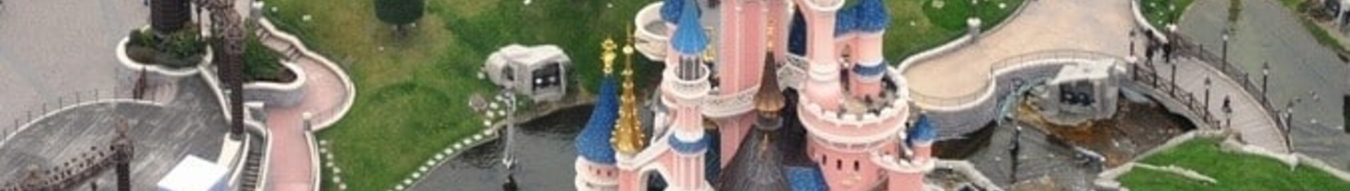 Disneyland® Paris: helicopter experience