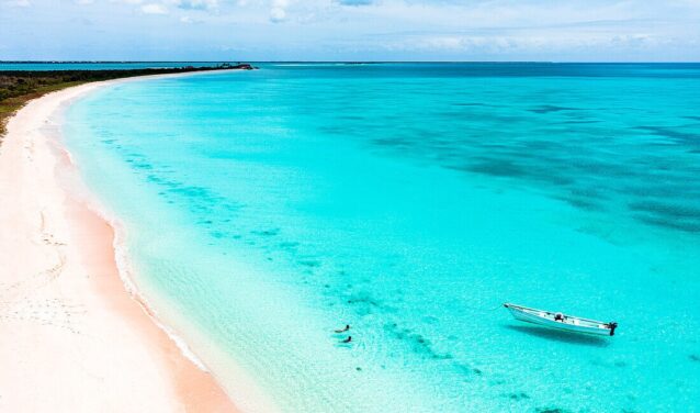 Nassau - Harbour Island: helicopter transfer
