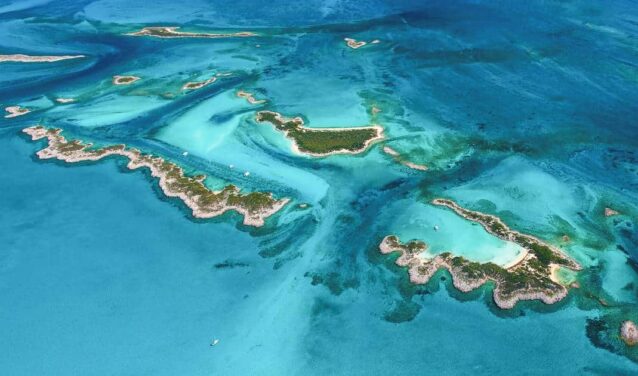 Nassau - Exumas: helicopter transfer