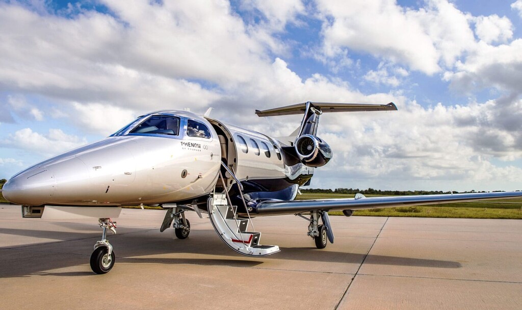 AEROAFFAIRES: book a private jet anywhere, any time
